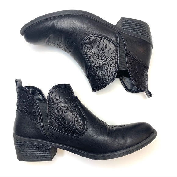 easy street Shoes - Western Style Vegan Leather Pull On Bootie